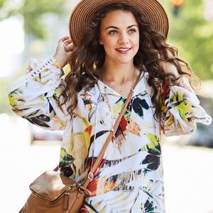 Meet your Posher, Leah